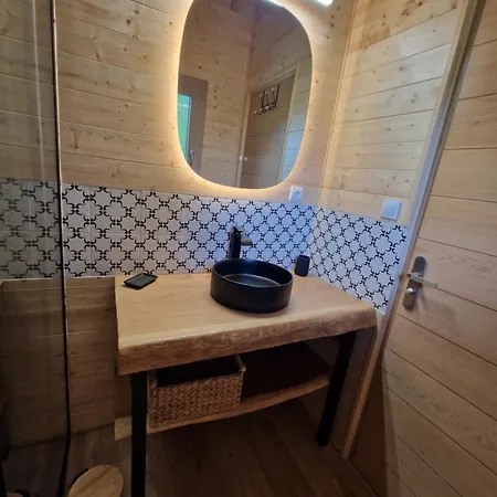 Gource Avec Vue Sur Le Chateau * Foix