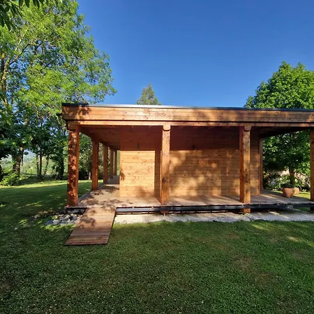 Gource Avec Vue Sur Le Chateau * Foix